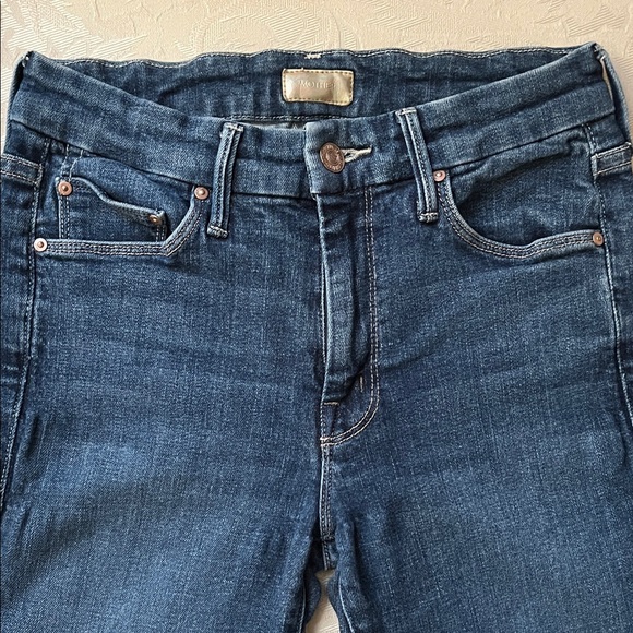 Mother Stretchy Skinny Jeans (Size: 26) - Picture 2 of 11